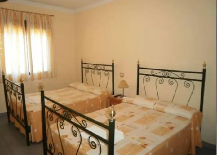 Miraflor De Cadenas 3*