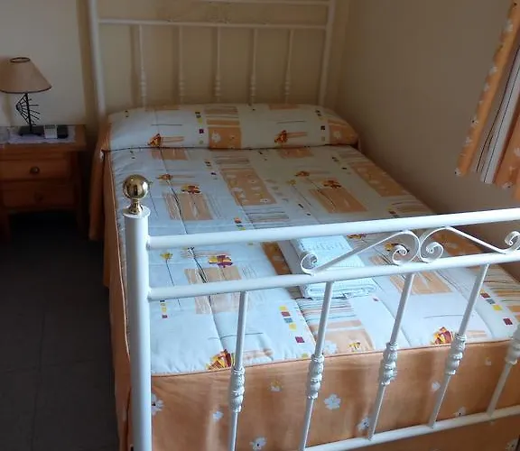 Miraflor De Cadenas Gasthuis Cuacos De Yuste