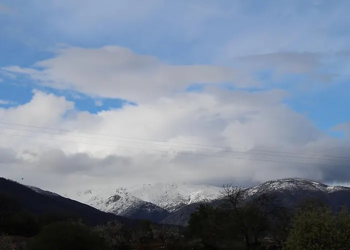 Miraflor De Cadenas 3* Cuacos De Yuste