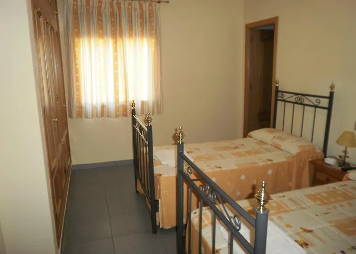 Gasthuis Miraflor De Cadenas 3*